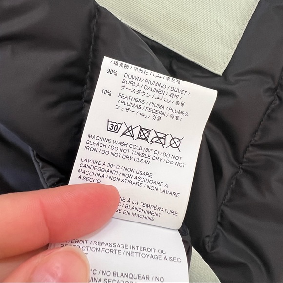🎊HP!!🎉🖤 NWT🖤 OFF-WHITE Packable Hooded Puffer Jacket - Picture 15 of 16